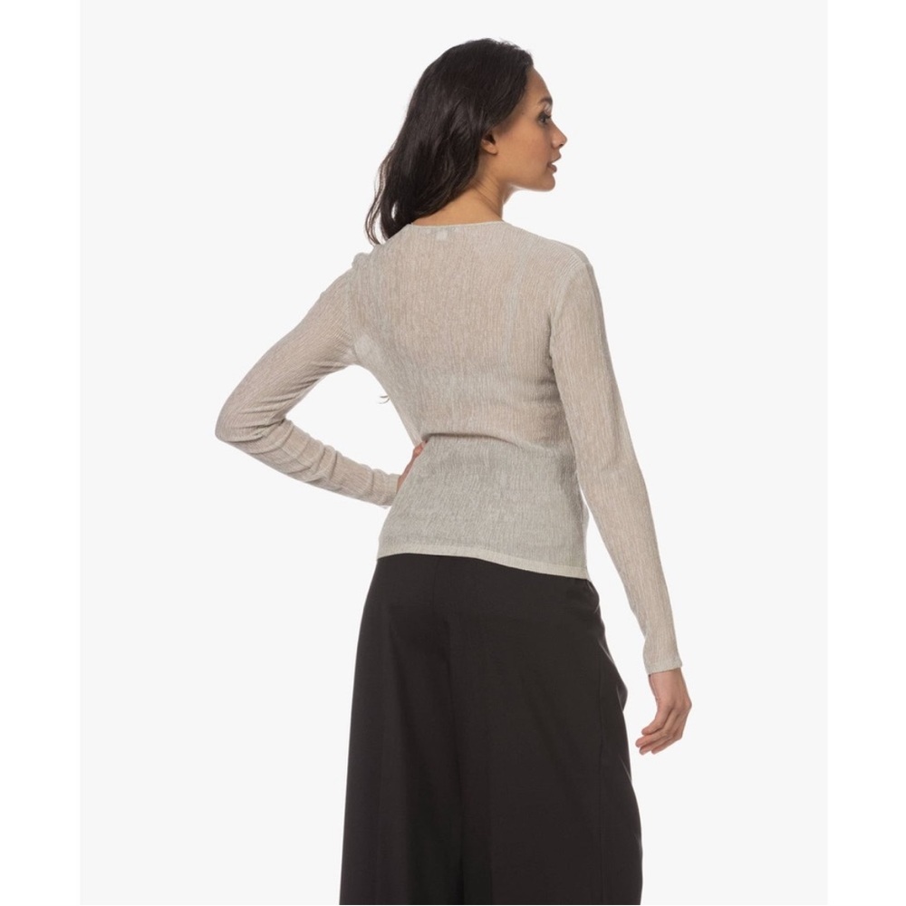 Vince Crinkle Long Sleeve Crewneck Lightweight Sheer Blouse Size L Minimalist - Picture 2 of 8